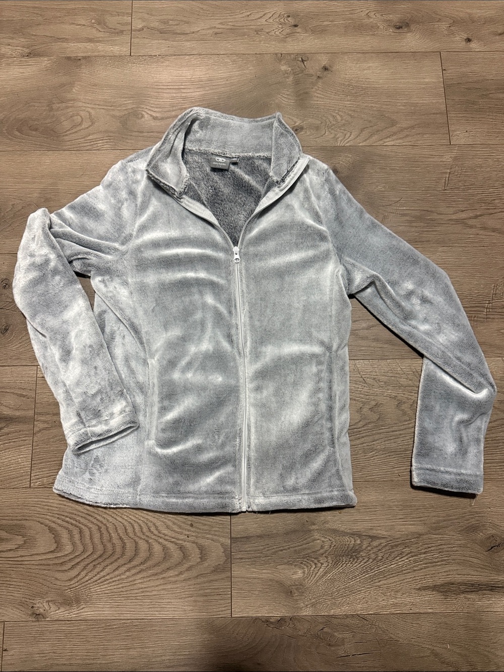 Daisy Fuentes Light Gray Plush Full-Zip Teddy Jacket